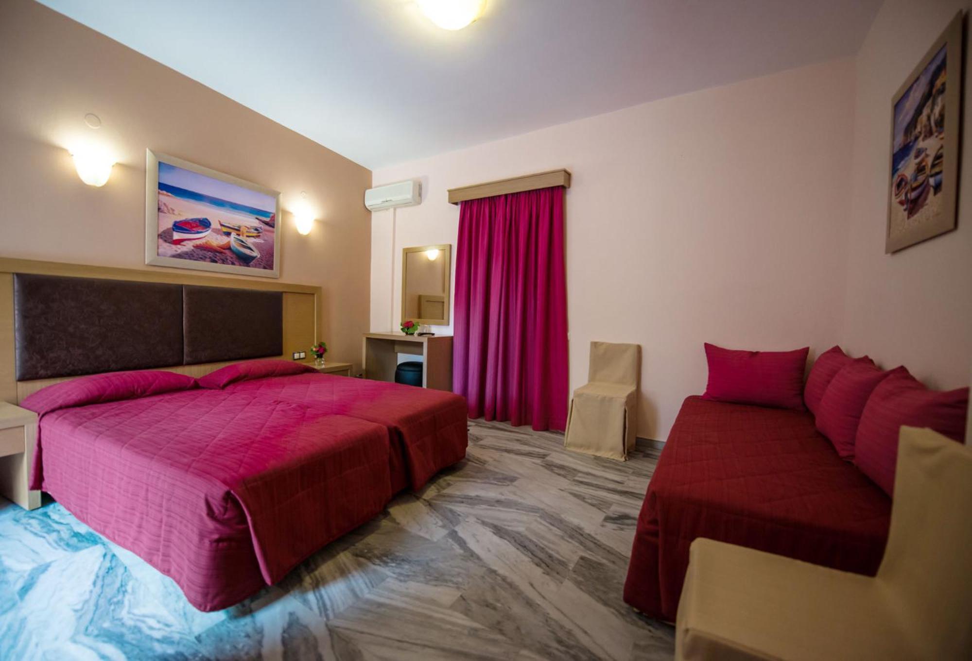 Hotel Palazzo Archangelos  Room photo